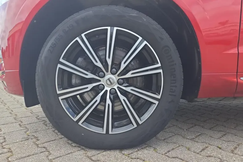 Volvo XC60 din 2020 cu 94.526 km - oferta VOL118050 - foto 9