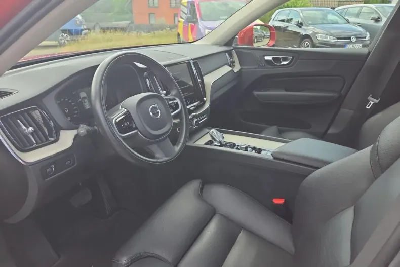 Volvo XC60 din 2020 cu 94.526 km - oferta VOL118050 - foto 10