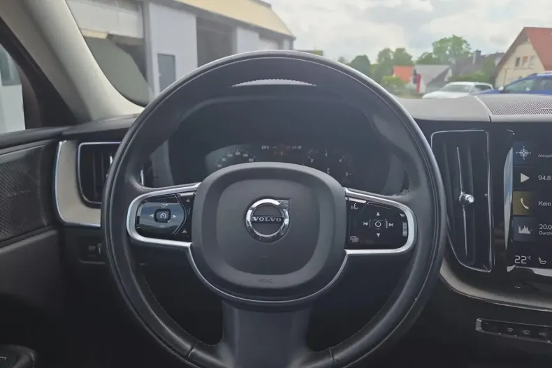 Volvo XC60 din 2020 cu 94.526 km - oferta VOL118050 - foto 11