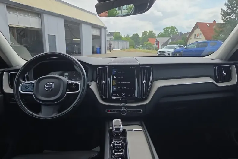 Volvo XC60 din 2020 cu 94.526 km - oferta VOL118050 - foto 15