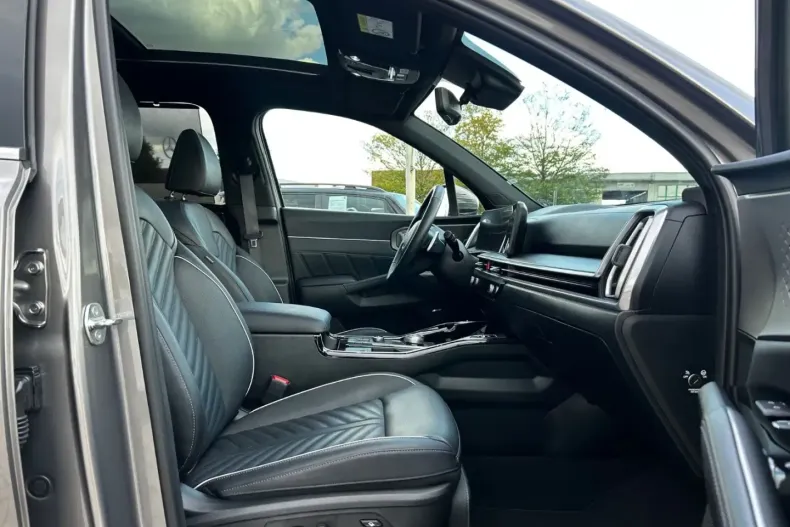 Kia Sorento din 2024 cu 28.500 km - oferta KIA118054 - foto 5