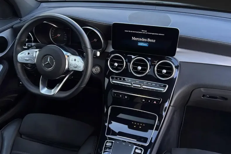 Mercedes-Benz GLC 200 din 2022 cu 63.170 km - oferta MER118059 - foto 14