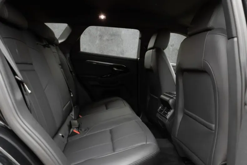 Land Rover Range Rover Evoque din 2023 cu 20.034 km - oferta LAN118071 - foto 4