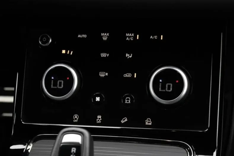 Land Rover Range Rover Evoque din 2023 cu 20.034 km - oferta LAN118071 - foto 12