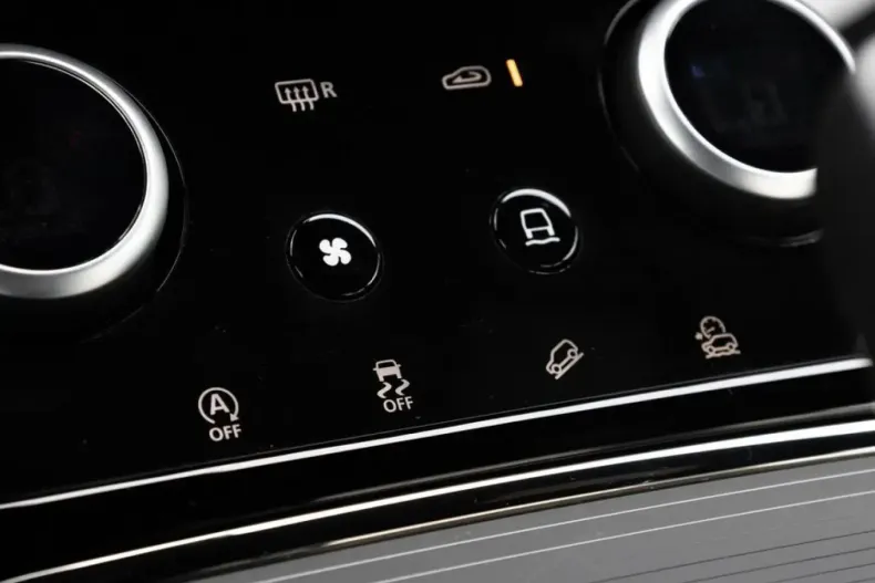 Land Rover Range Rover Evoque din 2023 cu 20.034 km - oferta LAN118071 - foto 22