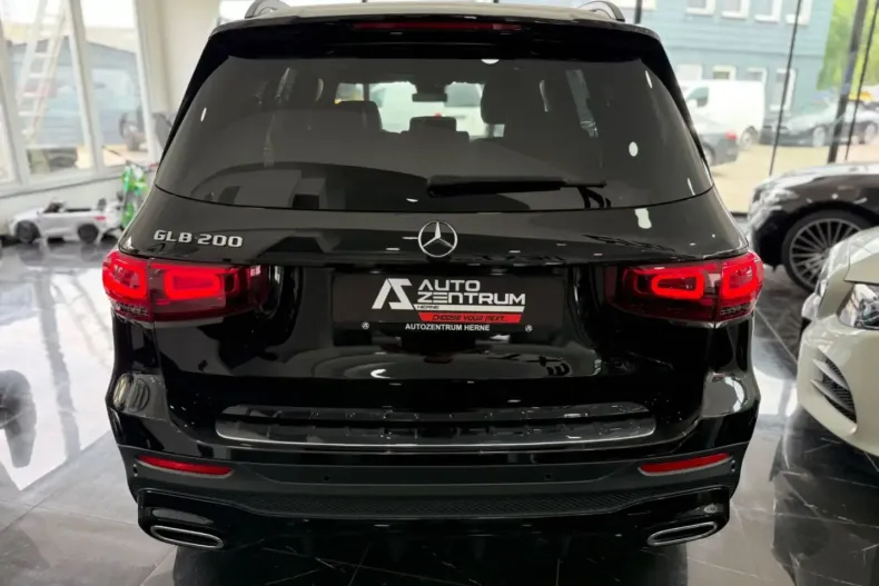 Mercedes-Benz GLB 200 din 2022 cu 69.357 km - oferta MER118084 - foto 4