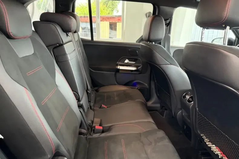 Mercedes-Benz GLB 200 din 2022 cu 69.357 km - oferta MER118084 - foto 10