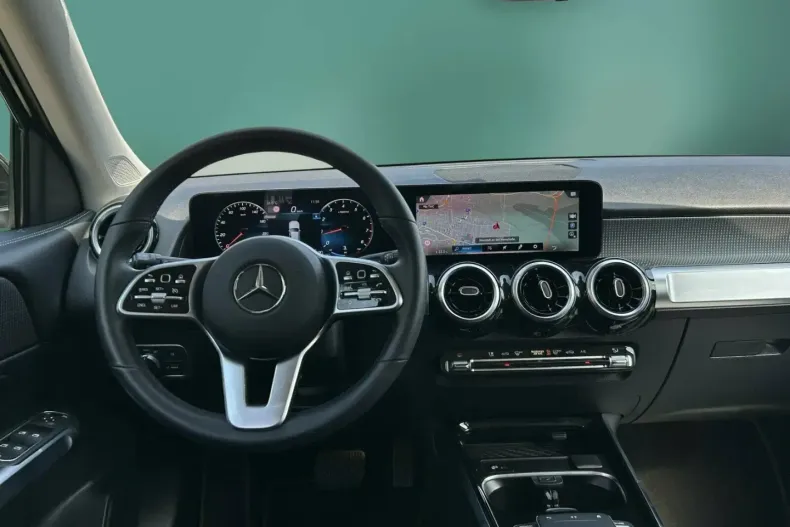 Mercedes-Benz GLB 200 din 2022 cu 53.211 km - oferta MER118087 - foto 13