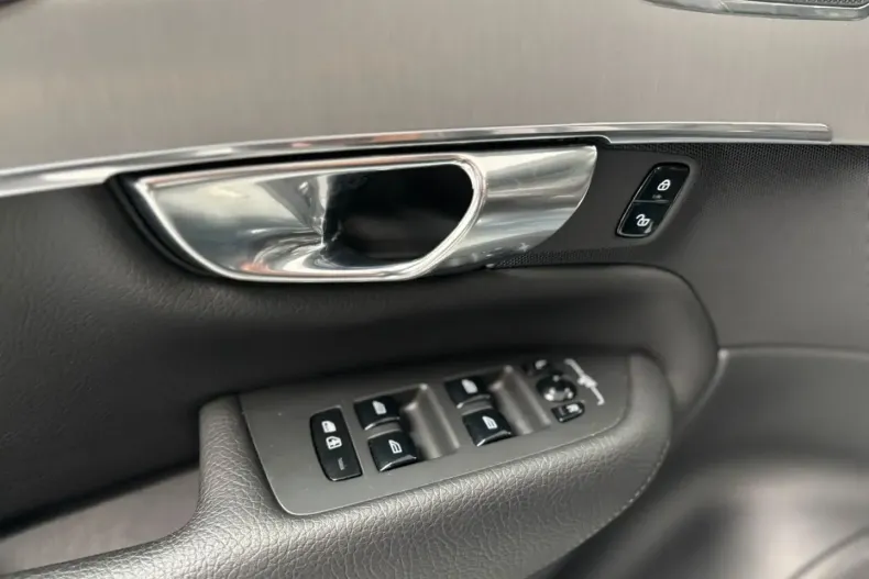 Volvo XC90 din 2021 cu 120.000 km - oferta VOL118090 - foto 26