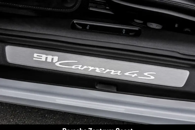 Porsche 911 din 2023 cu 19.900 km - oferta POR118108 - foto 21