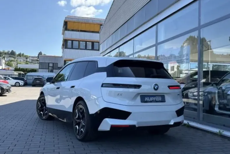 BMW iX din 2023 cu 20.000 km - oferta BMW118110 - foto 4