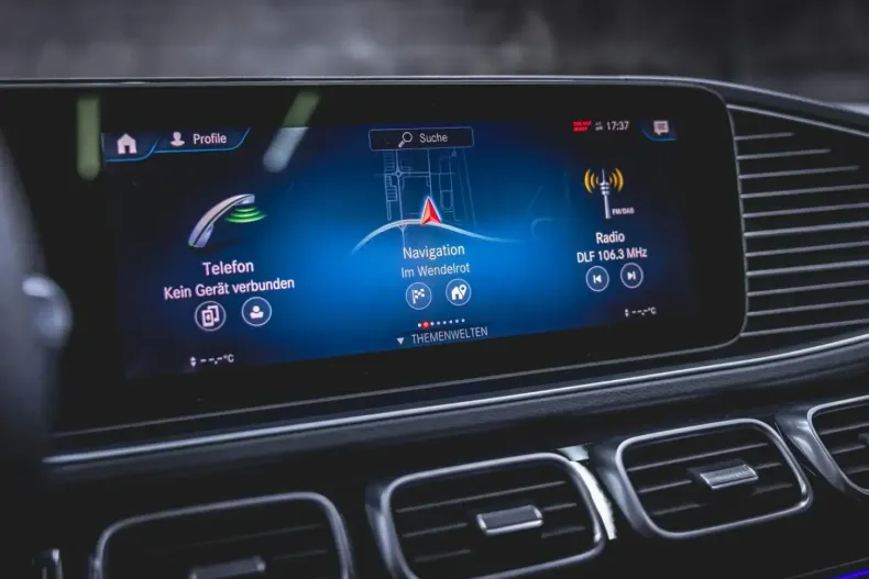 Mercedes-Benz GLS 580 din 2022 cu 22.260 km - oferta MER118122 - foto 20