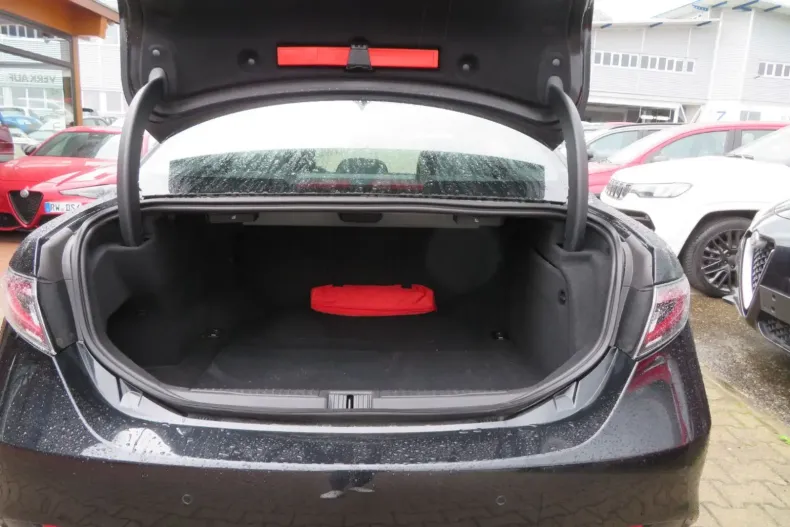 Alfa Romeo Giulia din 2024 cu 28.300 km - oferta ALF118135 - foto 19