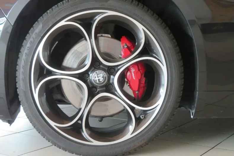 Alfa Romeo Giulia din 2024 cu 28.300 km - oferta ALF118135 - foto 21