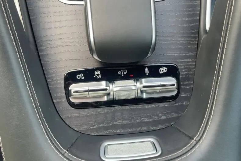 Mercedes-Benz GLE 63 AMG din 2023 cu 35.041 km - oferta MER118136 - foto 15