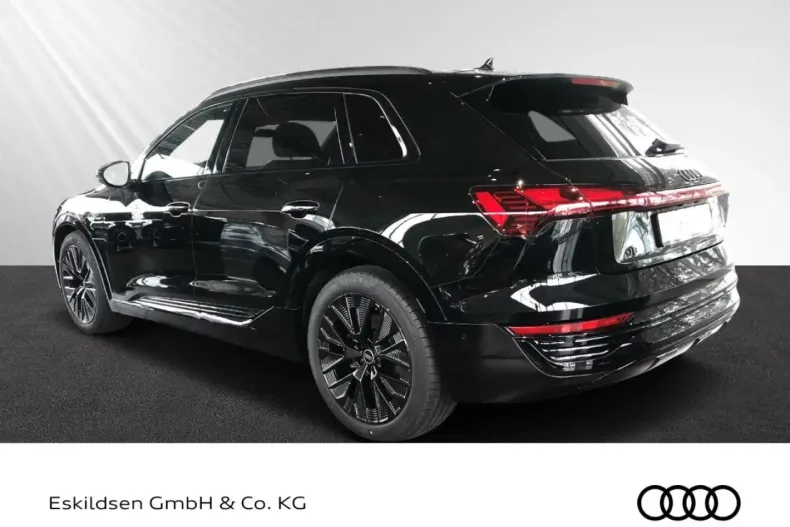 Audi Q8 e-tron din 2023 cu 17.900 km - oferta AUD118138 - foto 2