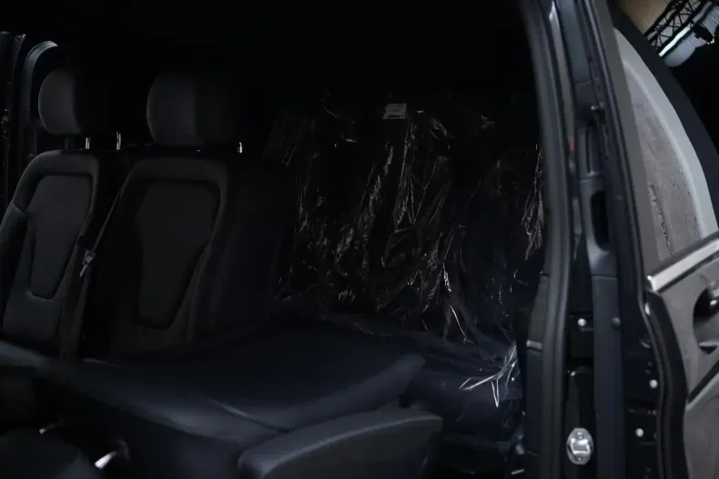 Mercedes-Benz V 300 din 2025 cu 40 km - oferta MER118155 - foto 5