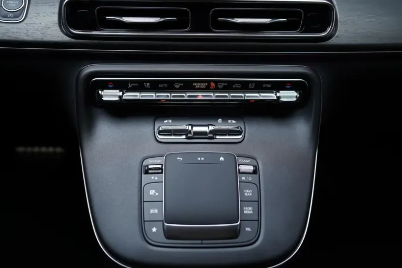 Mercedes-Benz V 300 din 2025 cu 40 km - oferta MER118155 - foto 9