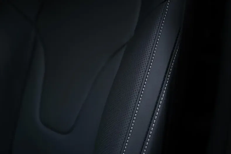 Mercedes-Benz V 300 din 2025 cu 40 km - oferta MER118155 - foto 17