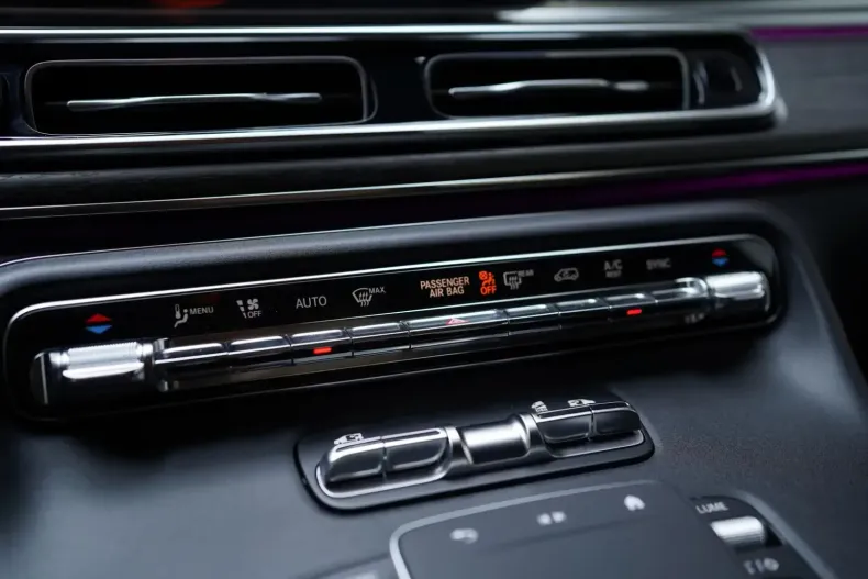 Mercedes-Benz V 300 din 2025 cu 40 km - oferta MER118155 - foto 29