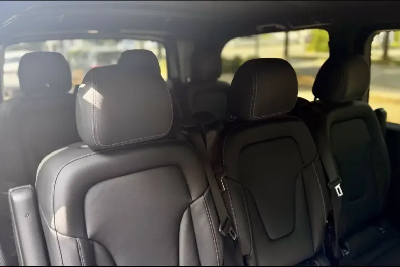 Mercedes-Benz V 300 din 2025 cu 3.000 km - oferta MER118160 - foto 6