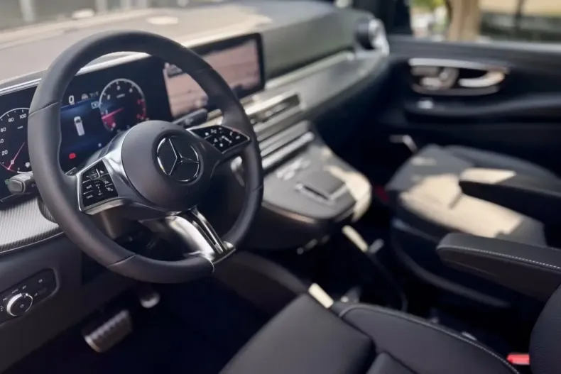 Mercedes-Benz V 300 din 2025 cu 3.000 km - oferta MER118160 - foto 13