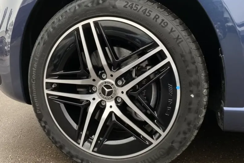 Mercedes-Benz V 300 din 2025 cu 8.000 km - oferta MER118166 - foto 6