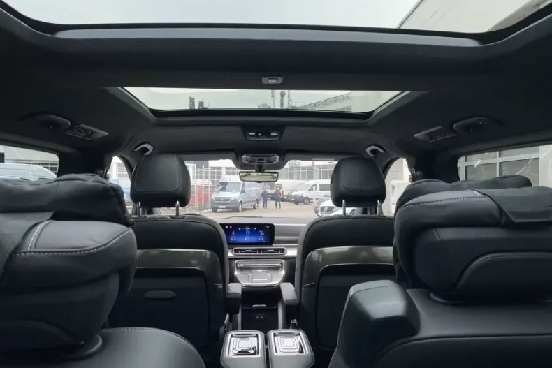 Mercedes-Benz V 300 din 2025 cu 8.000 km - oferta MER118166 - foto 13