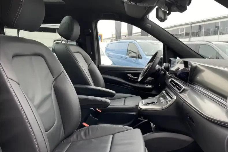 Mercedes-Benz V 300 din 2025 cu 8.000 km - oferta MER118166 - foto 14