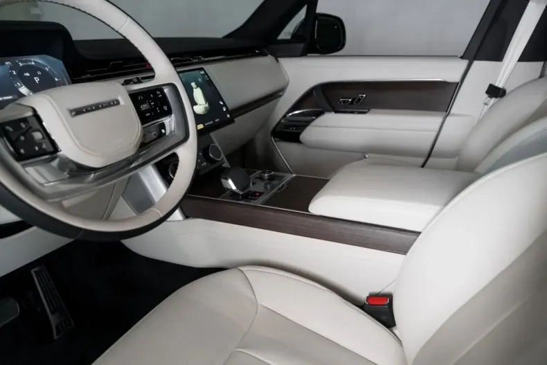 Land Rover Range Rover din 2023 cu 7.724 km - oferta LAN118167 - foto 32