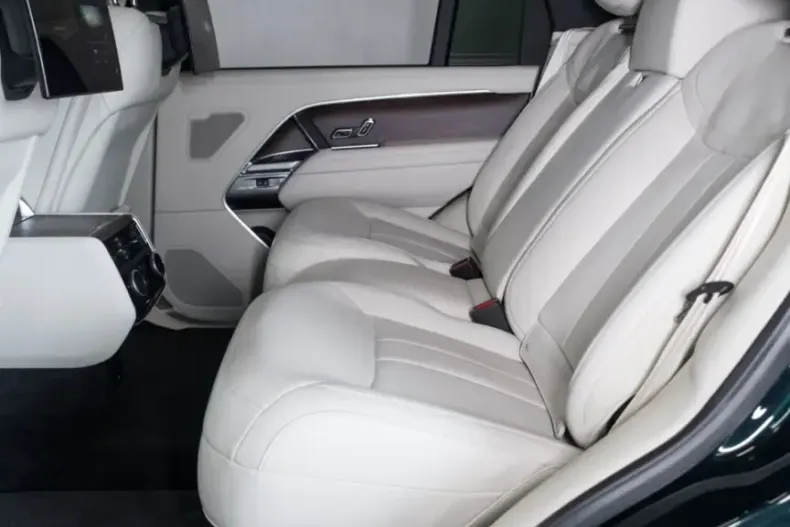 Land Rover Range Rover din 2023 cu 7.724 km - oferta LAN118167 - foto 36