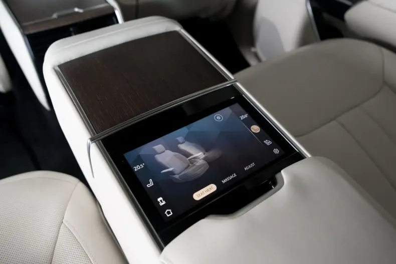 Land Rover Range Rover din 2023 cu 7.724 km - oferta LAN118167 - foto 42