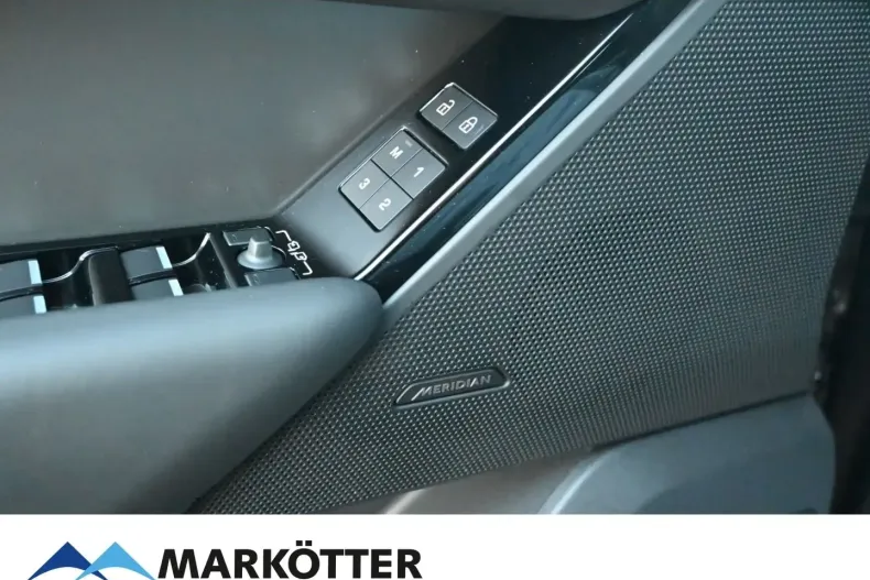 Land Rover Range Rover Velar din 2023 cu 42.880 km - oferta LAN118169 - foto 17