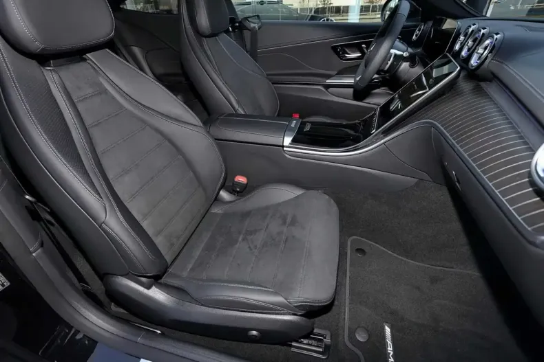 Mercedes-Benz CLE 220 din 2025 cu 10.000 km - oferta MER118179 - foto 10