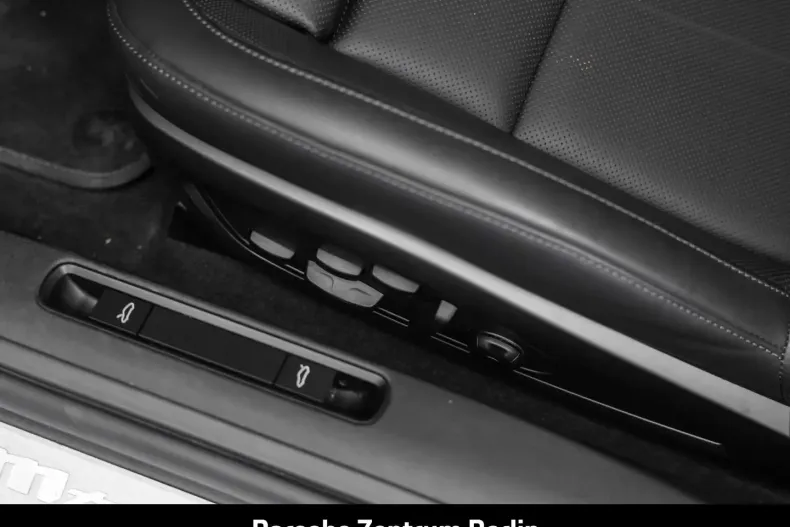 Porsche 992 din 2024 cu 14.891 km - oferta POR118180 - foto 19