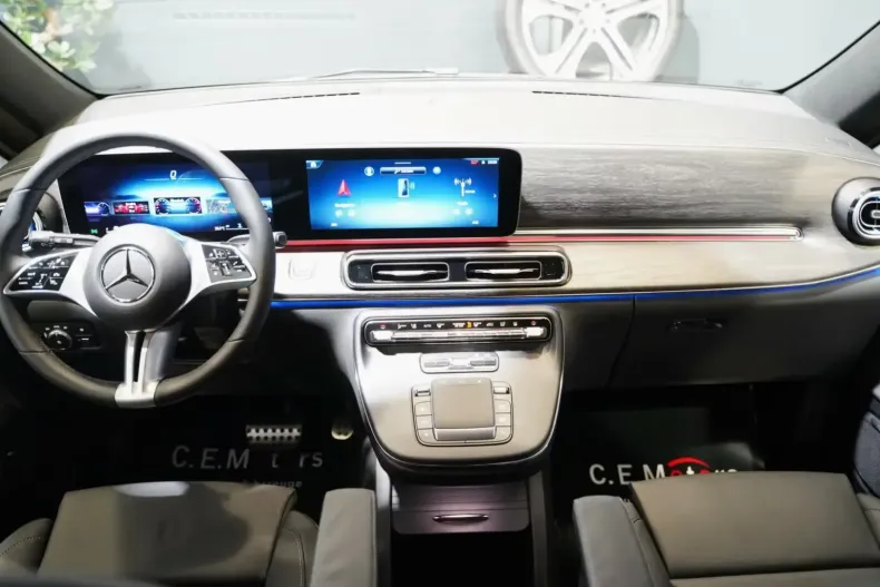 Mercedes-Benz V 300 din 2024 cu 7.464 km - oferta MER118188 - foto 9