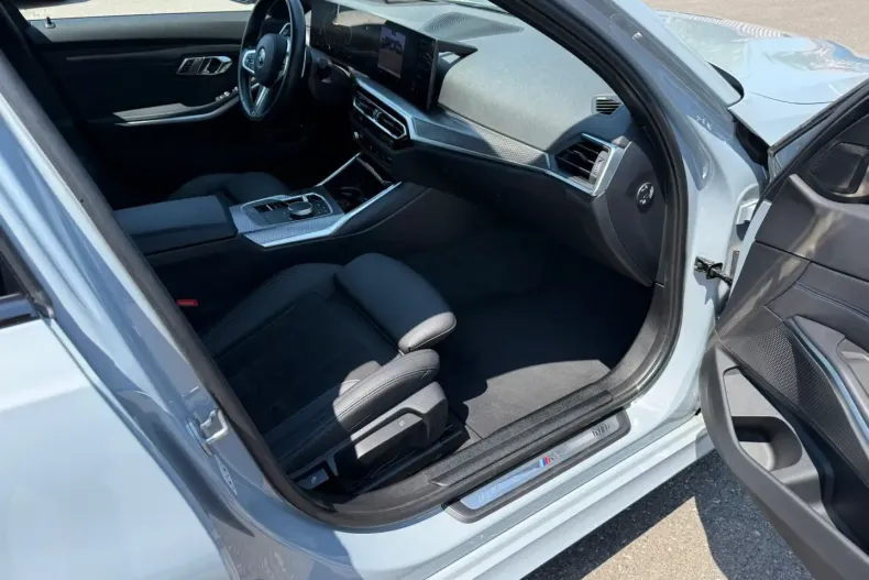 BMW 330 din 2023 cu 24.842 km - oferta BMW118195 - foto 13