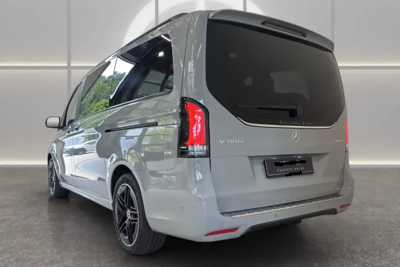Mercedes-Benz V 300 din 2025 cu 4.900 km - oferta MER118197 - foto 2