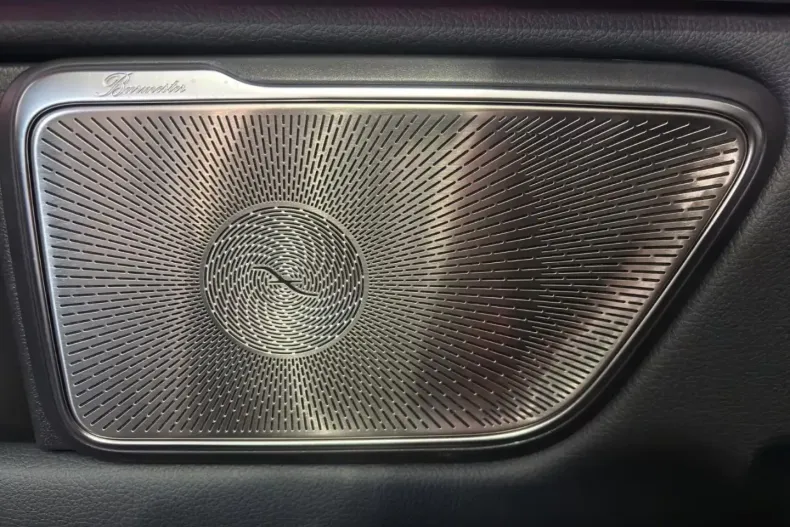 Mercedes-Benz V 300 din 2025 cu 4.900 km - oferta MER118197 - foto 12