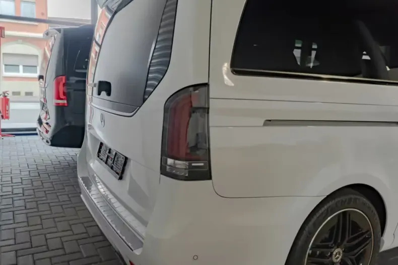 Mercedes-Benz V 300 din 2025 cu 1.680 km - oferta MER118198 - foto 13