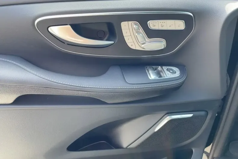 Mercedes-Benz V 300 din 2025 cu 9.419 km - oferta MER118200 - foto 6