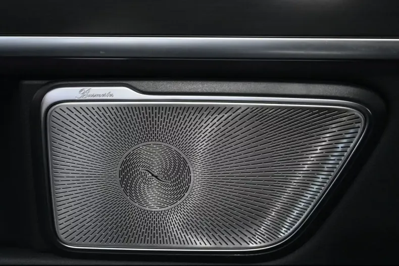 Mercedes-Benz V 300 din 2024 cu 6.600 km - oferta MER118201 - foto 16