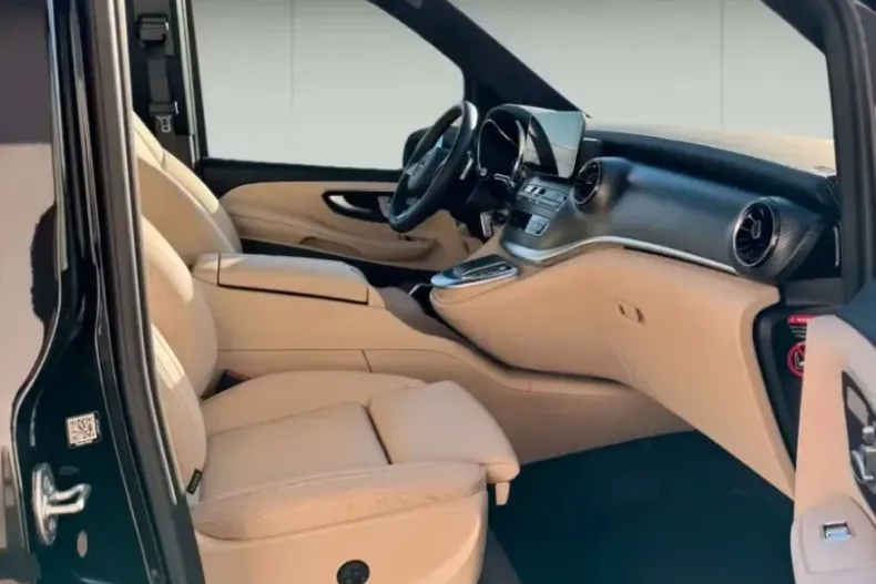 Mercedes-Benz V 300 din 2024 cu 7.000 km - oferta MER118207 - foto 5