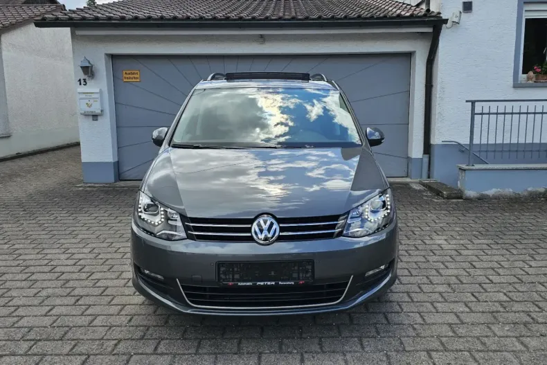 Volkswagen Sharan din 2022 cu 61.089 km - oferta VOL118212 - foto 1
