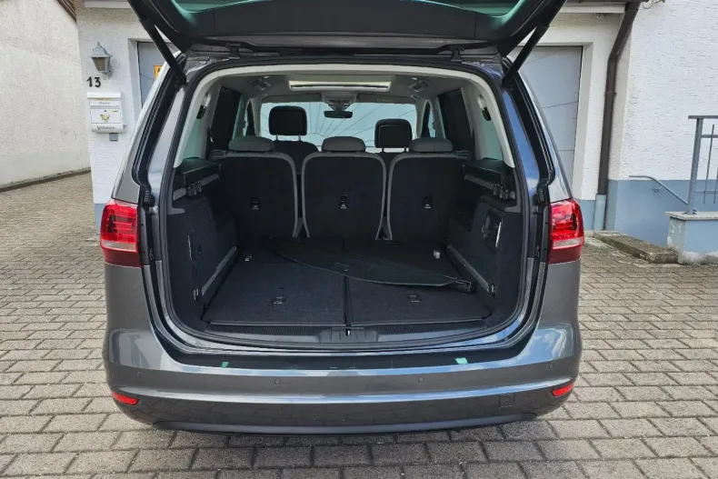 Volkswagen Sharan din 2022 cu 61.089 km - oferta VOL118212 - foto 12