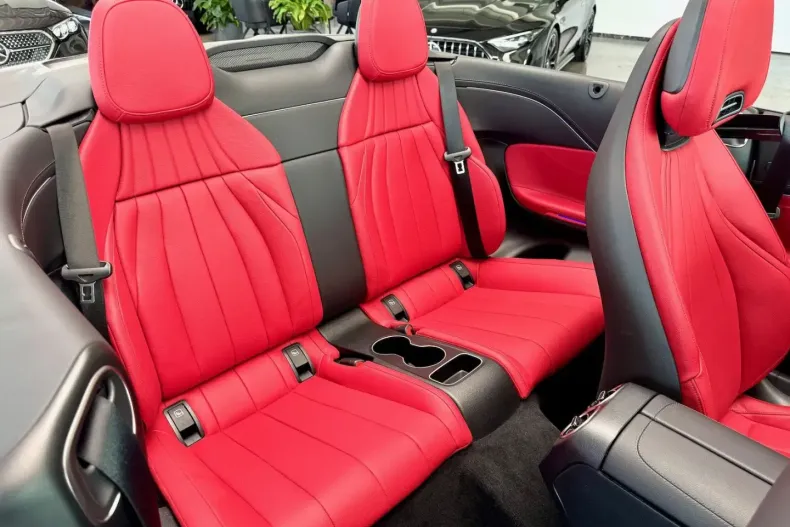 Mercedes-Benz CLE 220 din 2025 cu 4.950 km - oferta MER118218 - foto 7