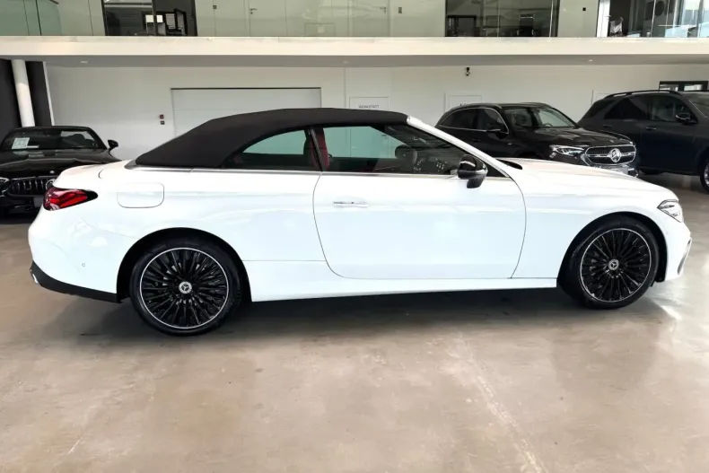 Mercedes-Benz CLE 220 din 2025 cu 4.950 km - oferta MER118218 - foto 19