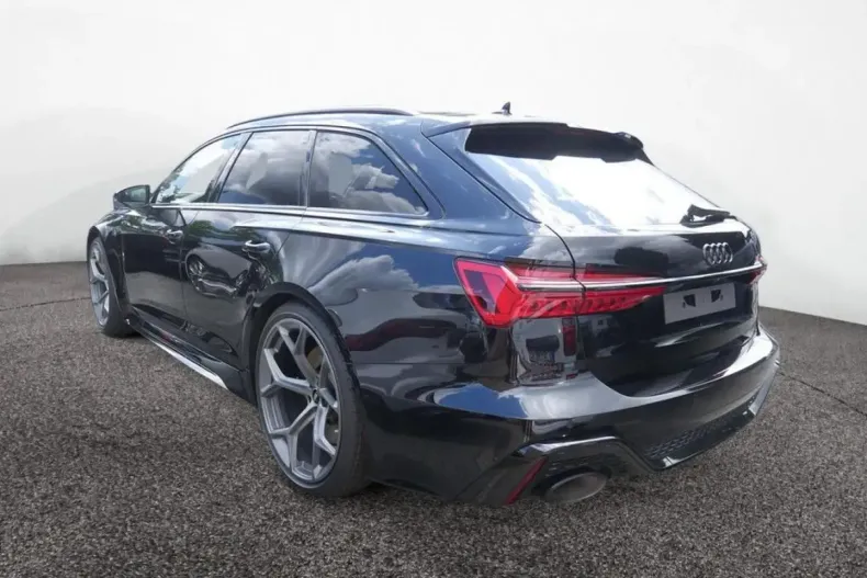 Audi RS6 din 2023 cu 60.400 km - oferta AUD118219 - foto 4