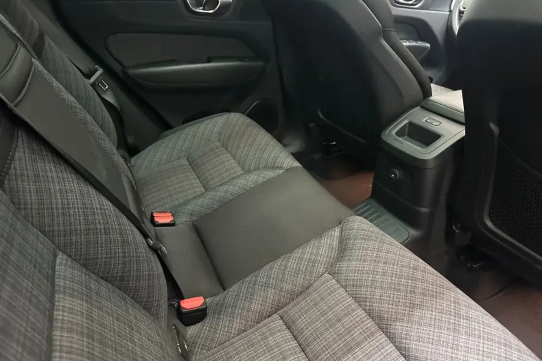 Volvo XC60 din 2023 cu 99.800 km - oferta VOL118223 - foto 25