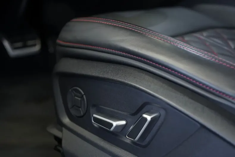 Audi Q8 din 2024 cu 38.000 km - oferta AUD118227 - foto 28